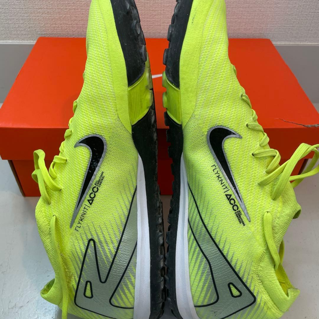 ナイキ ズーム マーキュリアル ヴェイパー 16 PRO TF