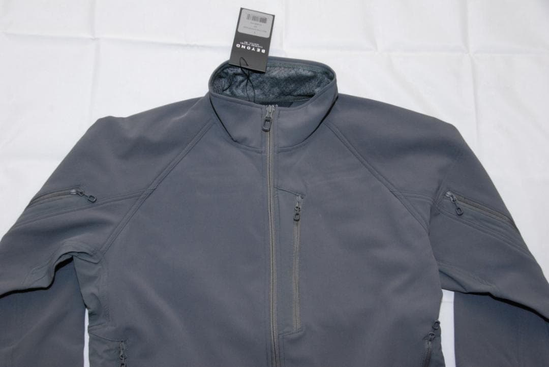 新品 Beyond Clothing Testa ジャケット L グレー