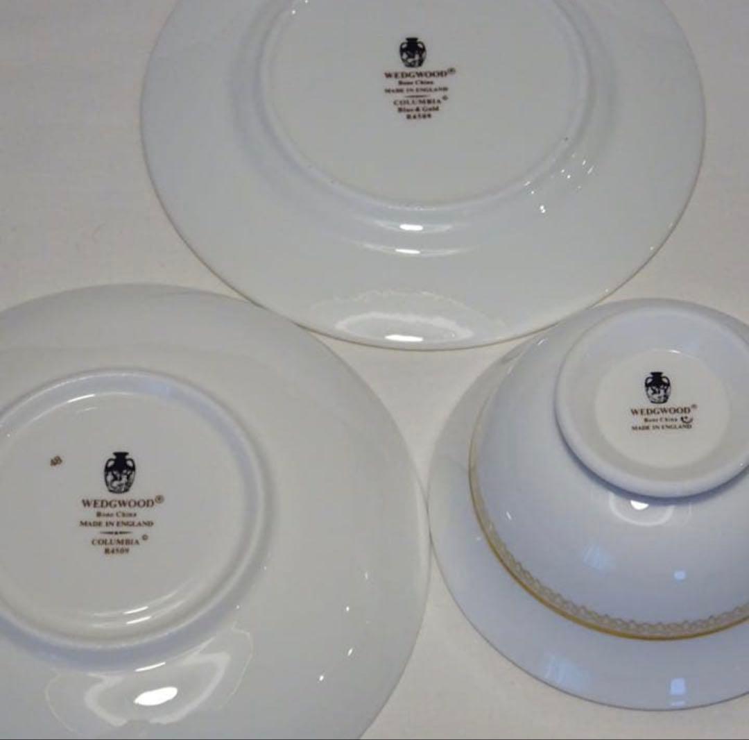 【希少】ウェッジウッド　「コロンビア」シリーズ　ブルー&ゴールド　トリオセット