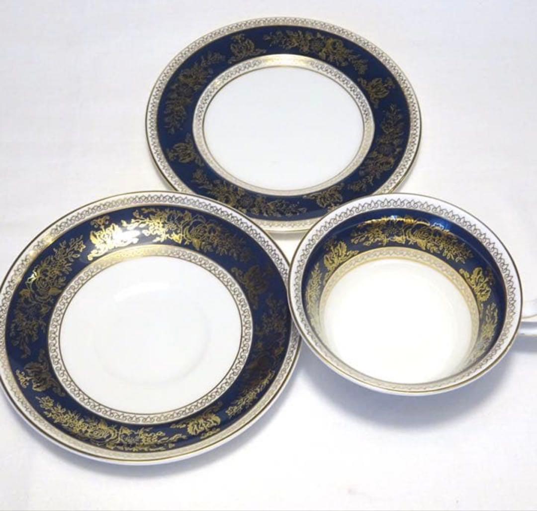 【希少】ウェッジウッド　「コロンビア」シリーズ　ブルー&ゴールド　トリオセット