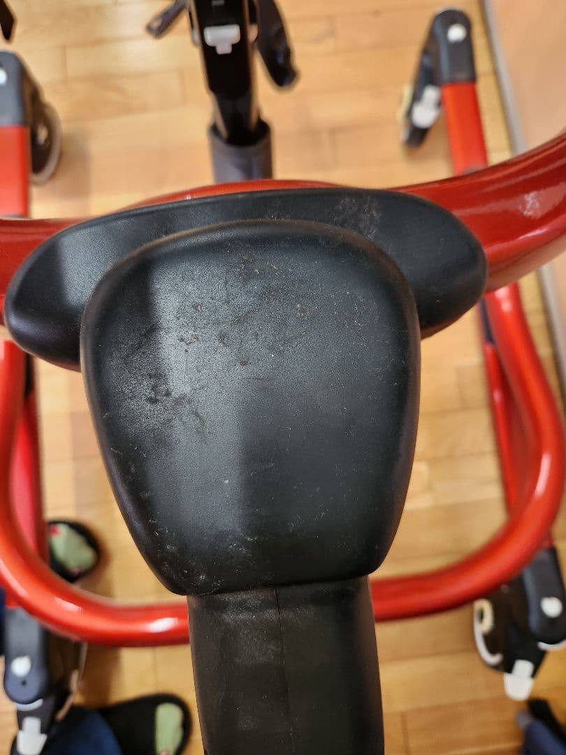 障害児 歩行器 リフトンペーサー