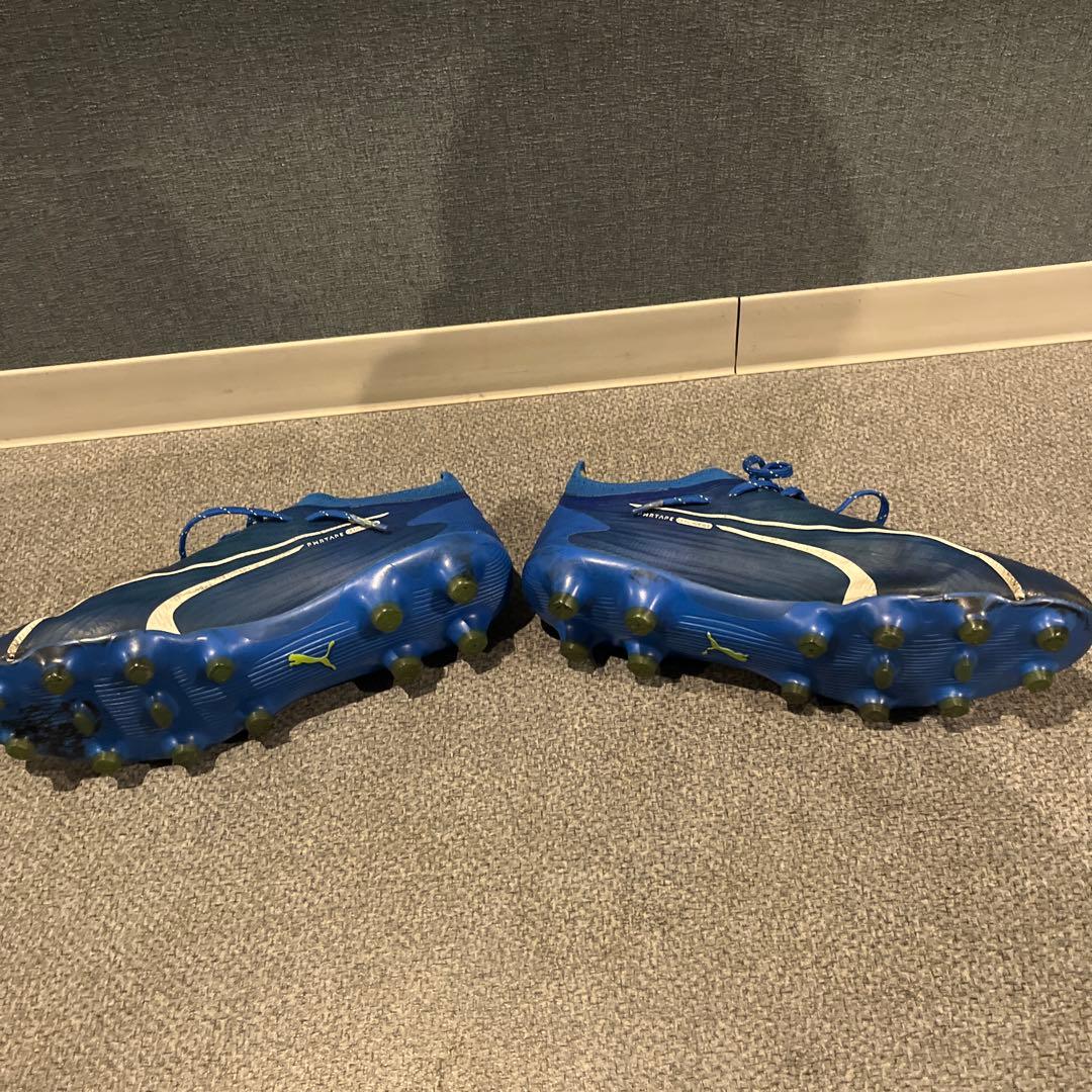 プーマウルトラ　サッカースパイク　黄色　オレンジ　青