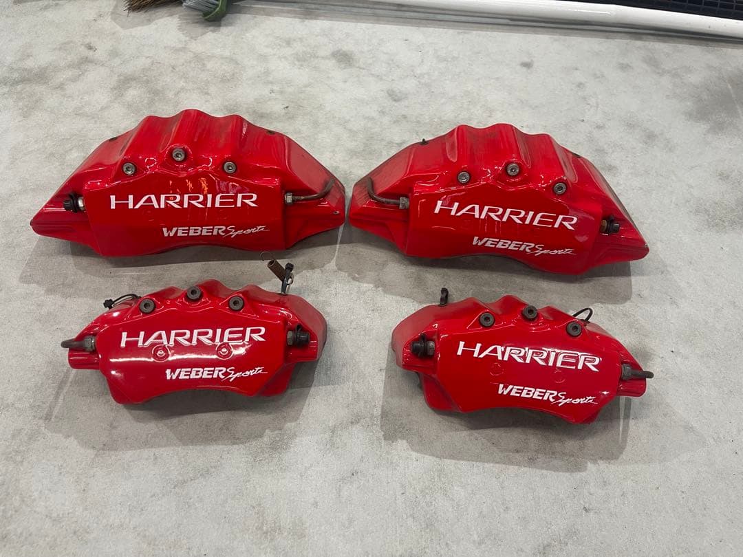 60ハリアー ブレーキキャリパーカバー