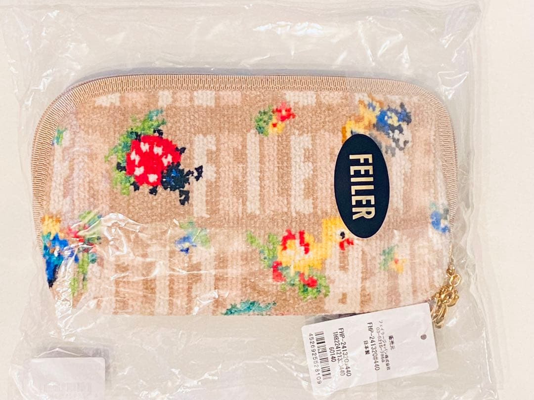 ❤︎新品未開封❤︎ 限定 完売 ❤︎ フェイラーアンドハイジ 便利ポーチ ベージュ ❤︎