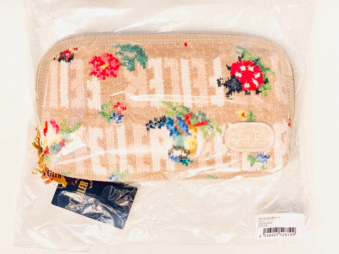 ❤︎新品未開封❤︎ 限定 完売 ❤︎ フェイラーアンドハイジ 便利ポーチ ベージュ ❤︎