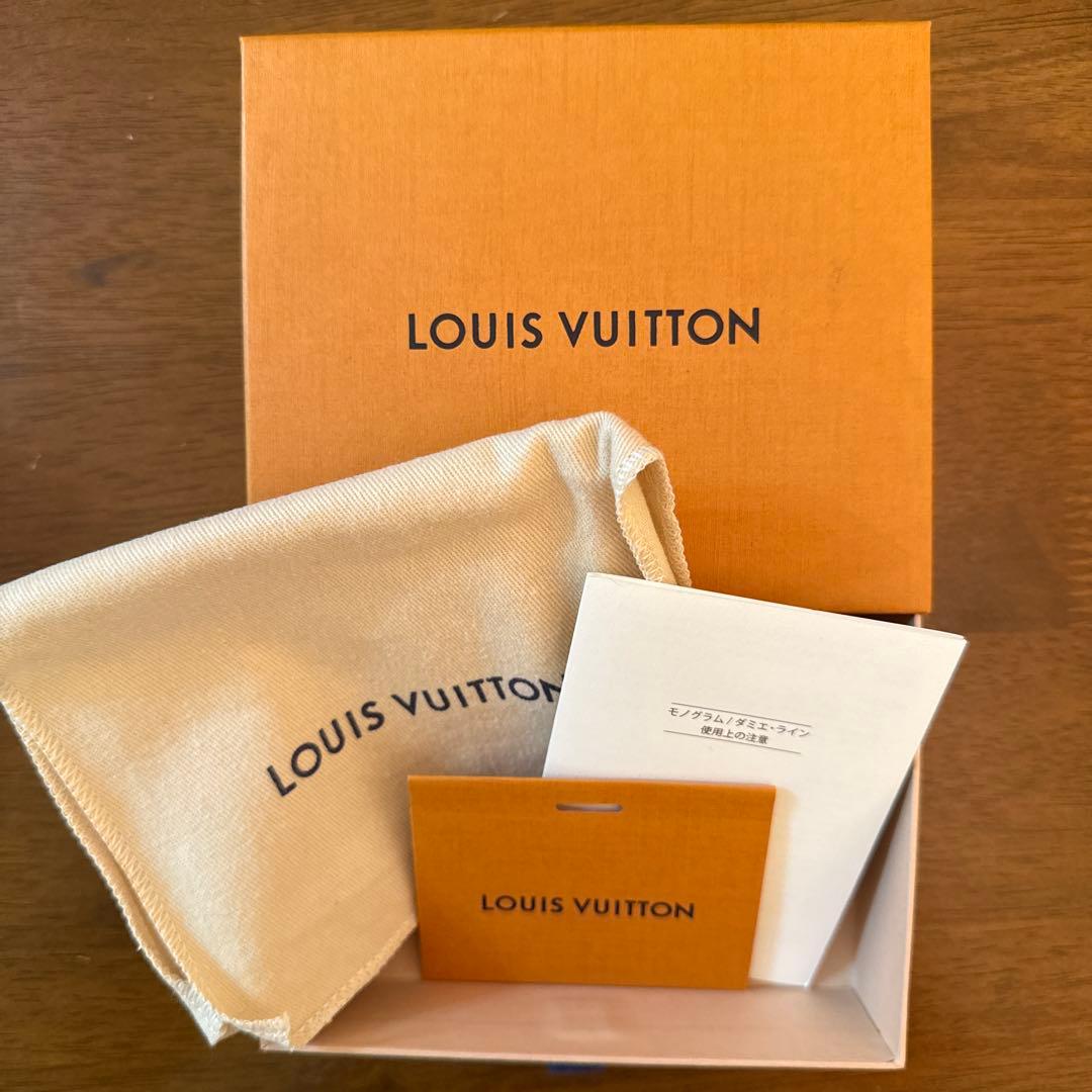 【2日23:59迄】ルイヴィトン ポルトフォイユヴィクトリーヌ ローズバレリーヌ