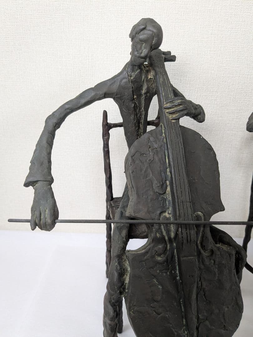 ブロンズ置物 キム・ボーン BURN 演奏者 バイオリン チェロ