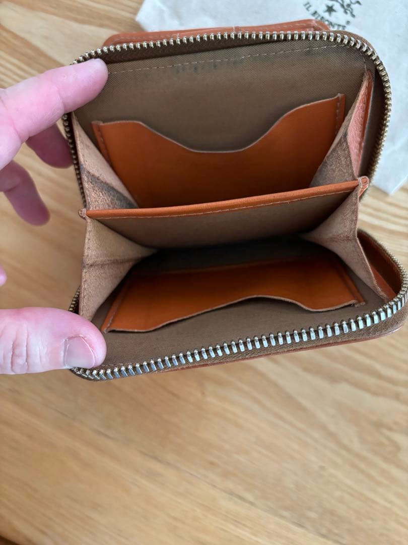 イルビゾンテ　二つ折り財布　最終価格