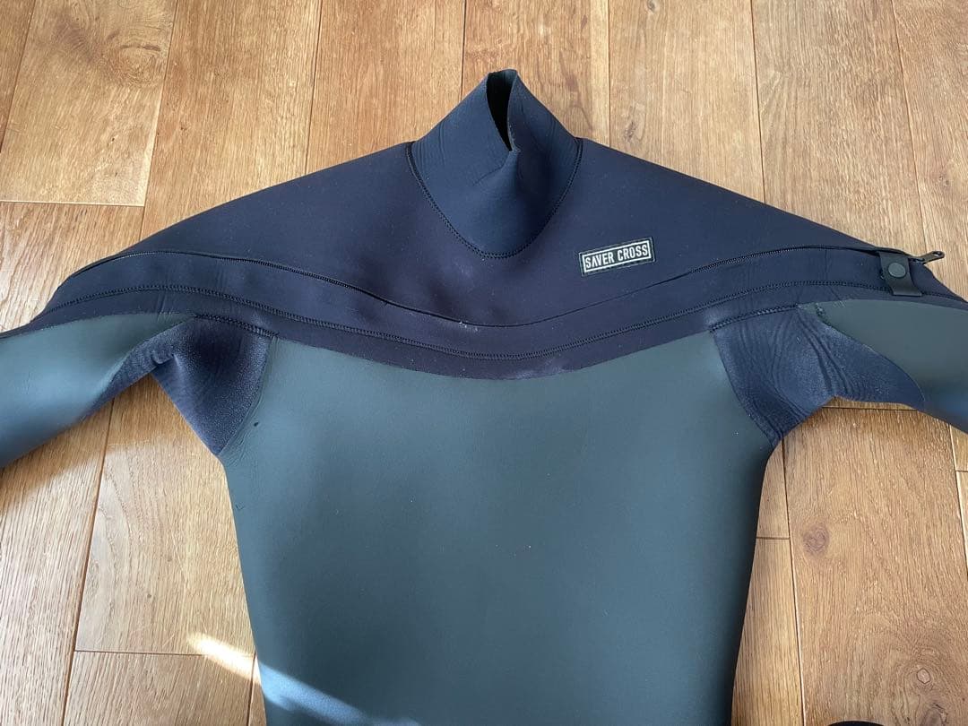 ウェットスーツ　セミドライ　セイバークロス