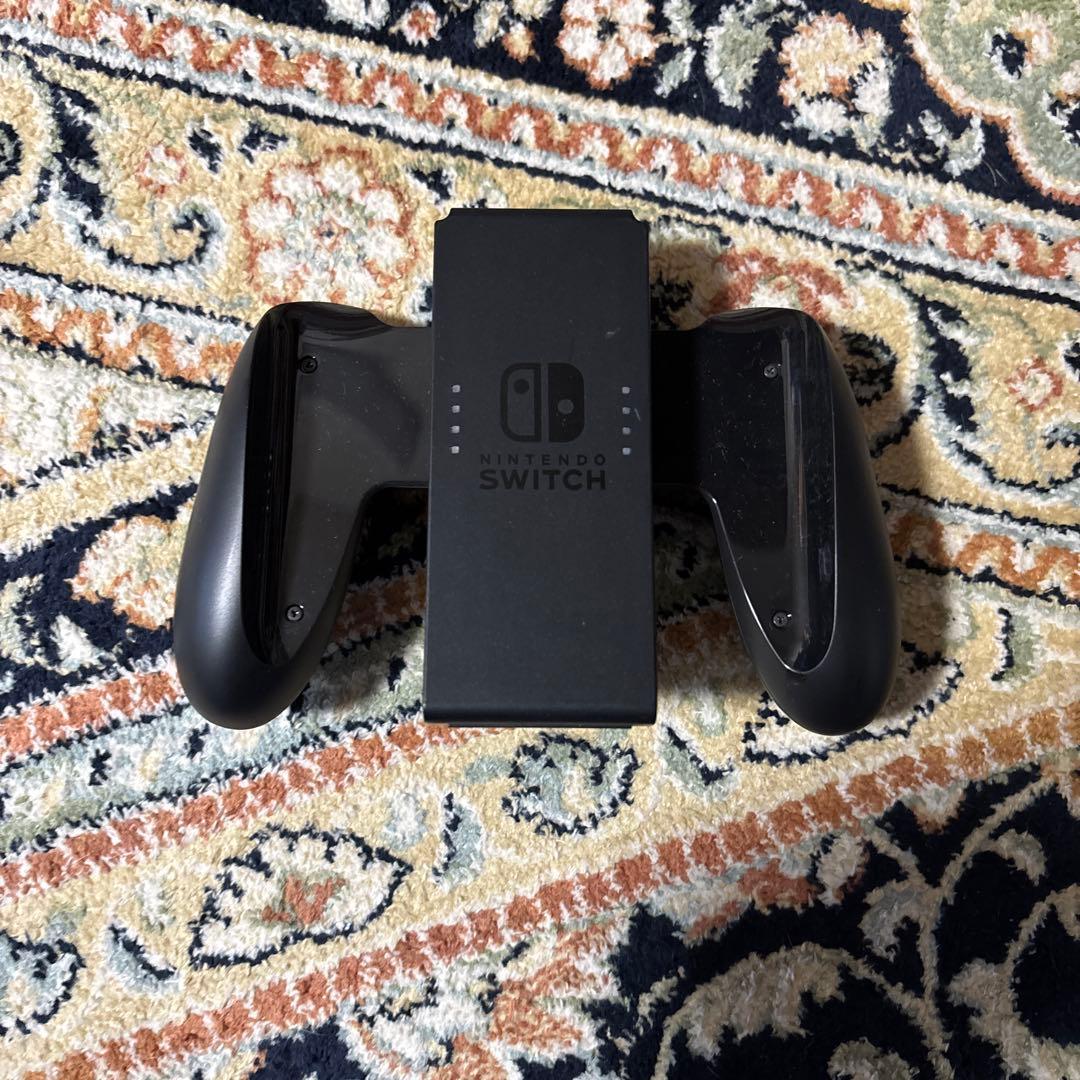 Nintendo Switch 本体 ネオンブルー／ネオンレッド