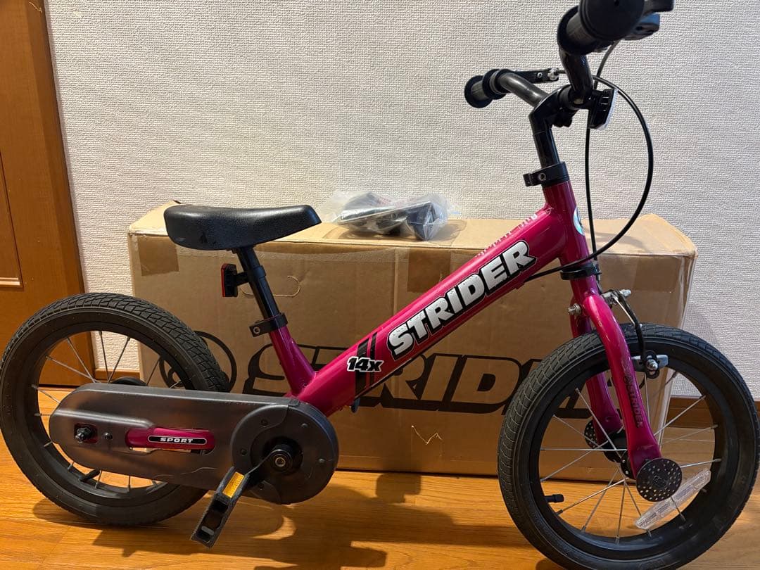も*ん様 ストライダーSTRIDER 14x ピンク