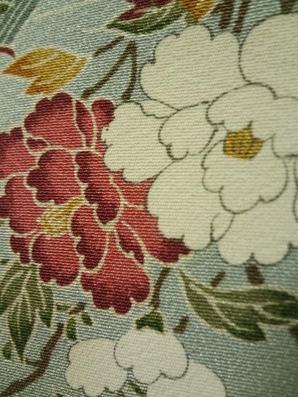 青緑色のぼかしに御所解模様　浜ちりめん　小紋