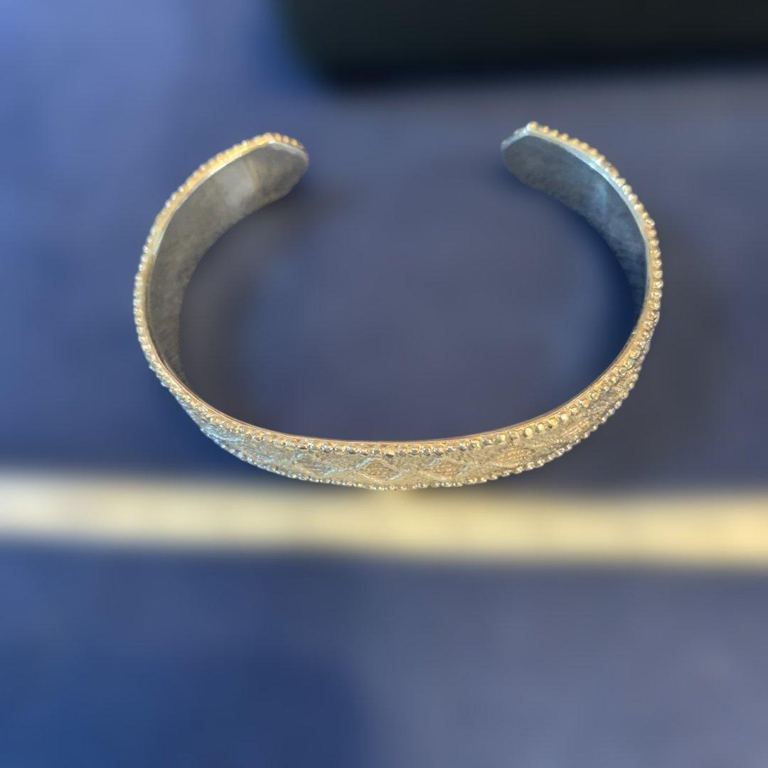 期間限定お値下げ！ＦＵＬＩＧＯＦＵＬＩＧＯＳＩＴＥＤ　シルバーバングル