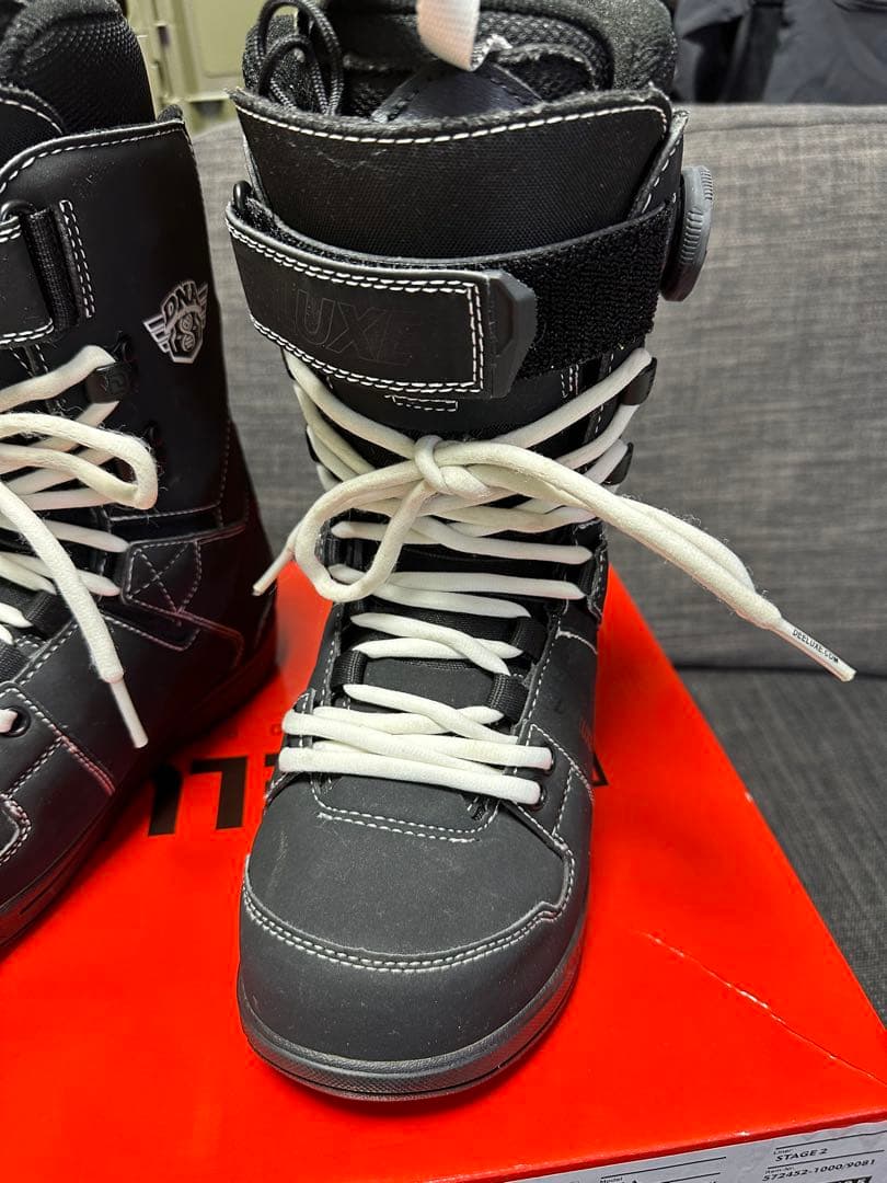 DEELUXE DNA エッセンシャルブラック 22.5