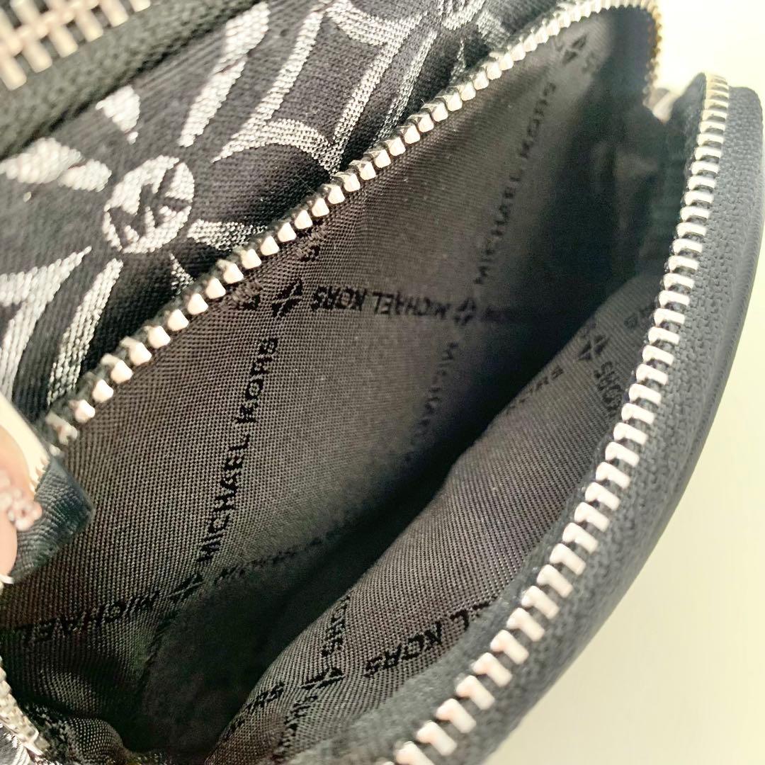 【マイケルコース】ショルダーバッグ　クロスボディバッグ　ブラック　黒　新品未使用