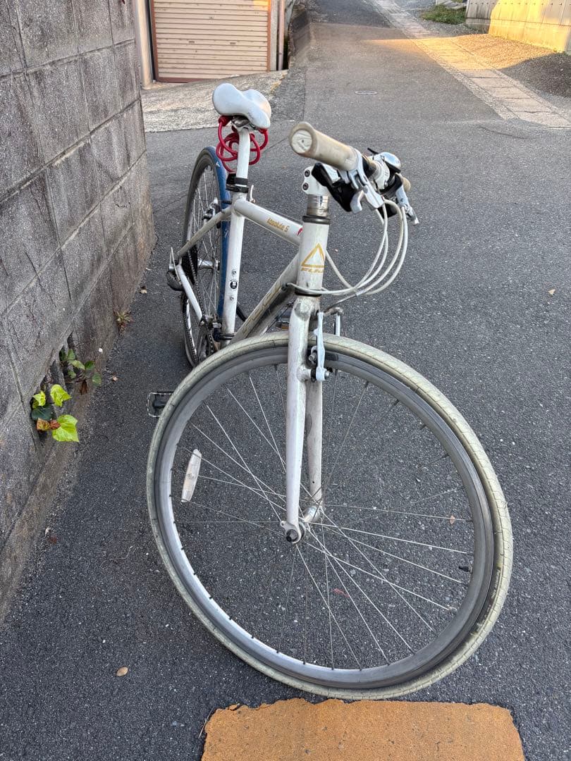 festival houseクロスバイク FUJI アブソルートs