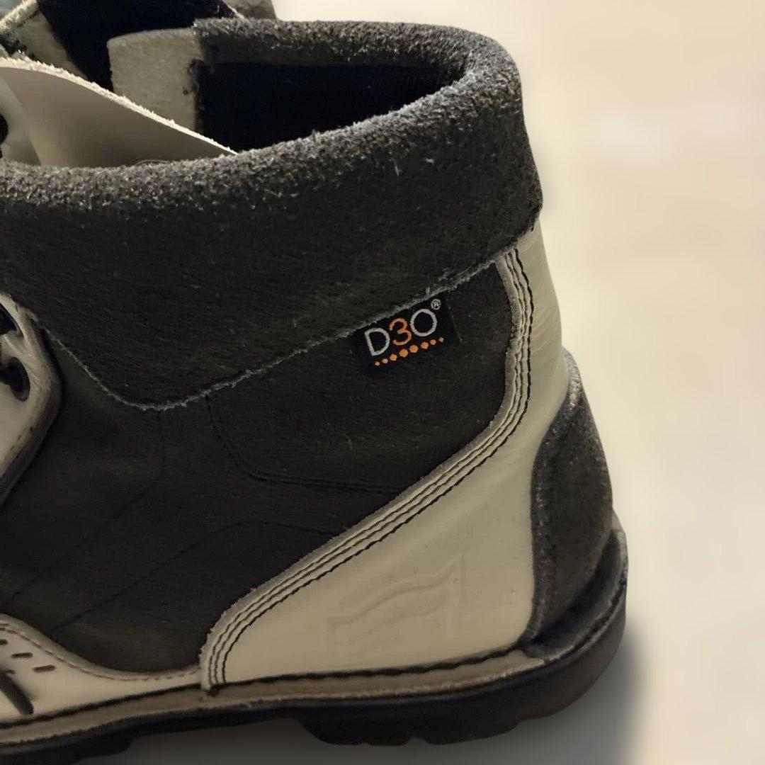 ハイカットブーツ 白/黒 レザー/スエード