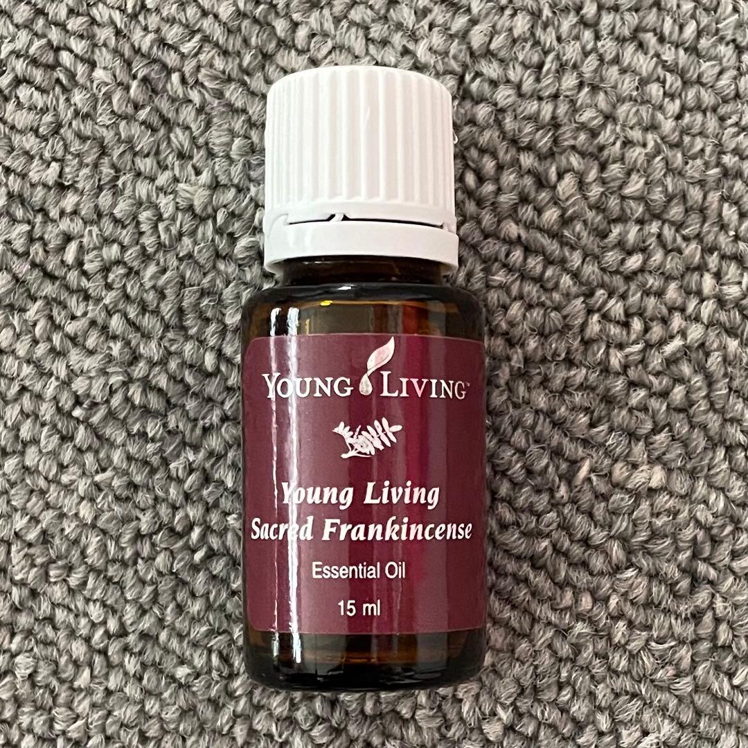 【新品未開封】ヤングリビング　セイクレッド フランキンセンス 15ml