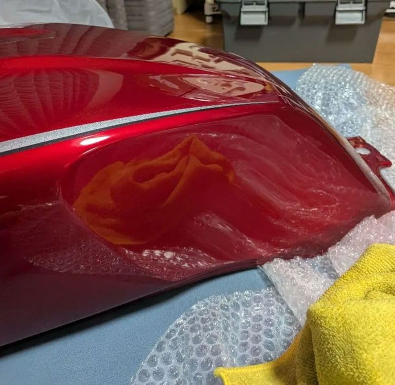 CB1100 ガソリンタンク　14L　キャンディーグローリーレッド