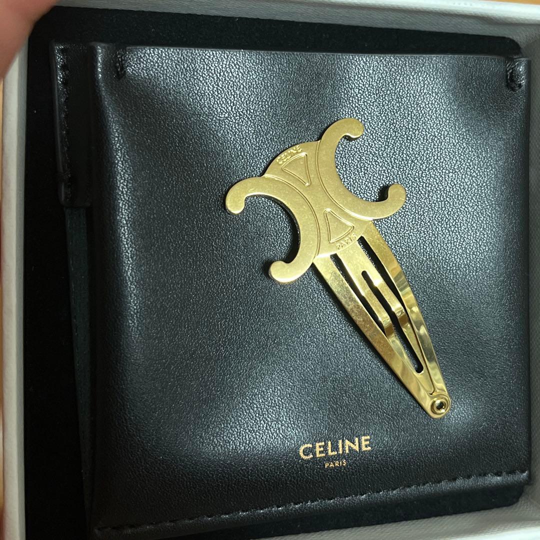 CELINE トリオンフ スナップヘアクリップ ゴールド