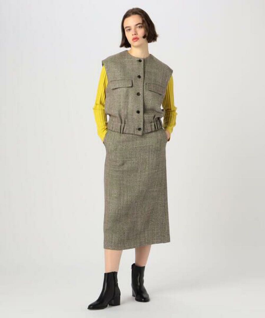 ルナルイ様 TOMORROWLAND ロービングツイード ノースリーブブルゾン