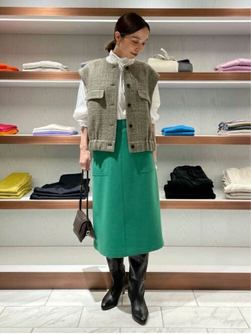 ルナルイ様 TOMORROWLAND ロービングツイード ノースリーブブルゾン