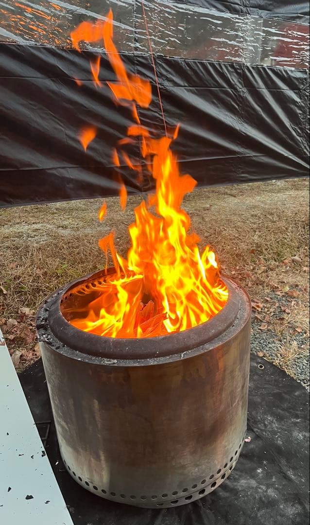 ボンファイア　solo stove 焚き火台 専用収納バッグと焚き火シート付き