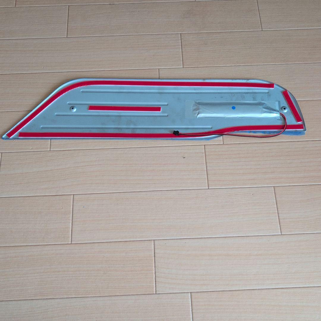 エルグランド スカッフプレート