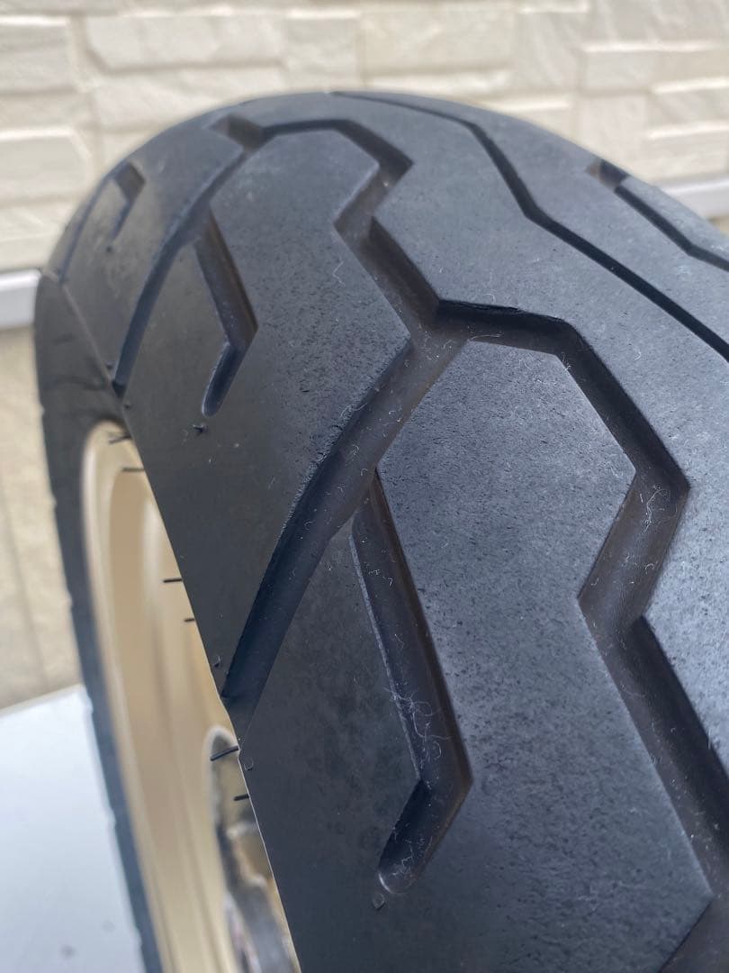 Zaki ゼファー1100 純正ホイール・タイヤ