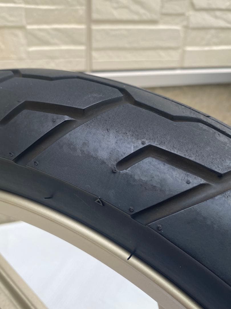 Zaki ゼファー1100 純正ホイール・タイヤ