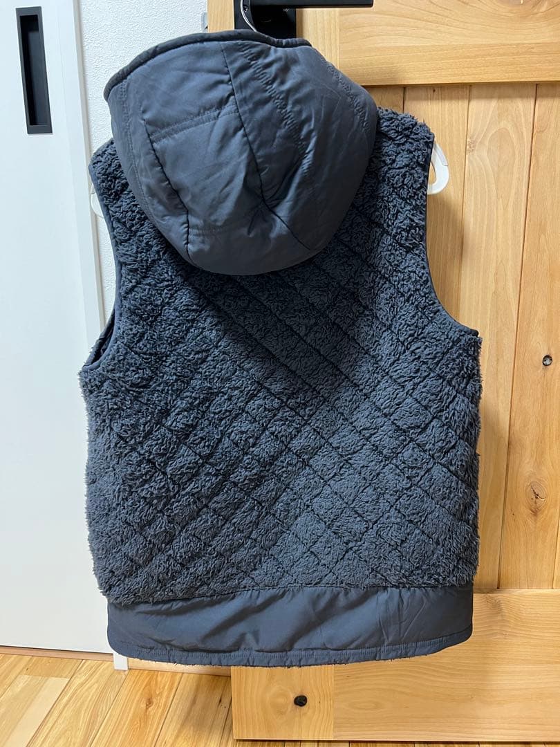 週末お値下げ中❗️パタゴニア ベスト リバーシブル　ロスガトスフーデッドベストボア