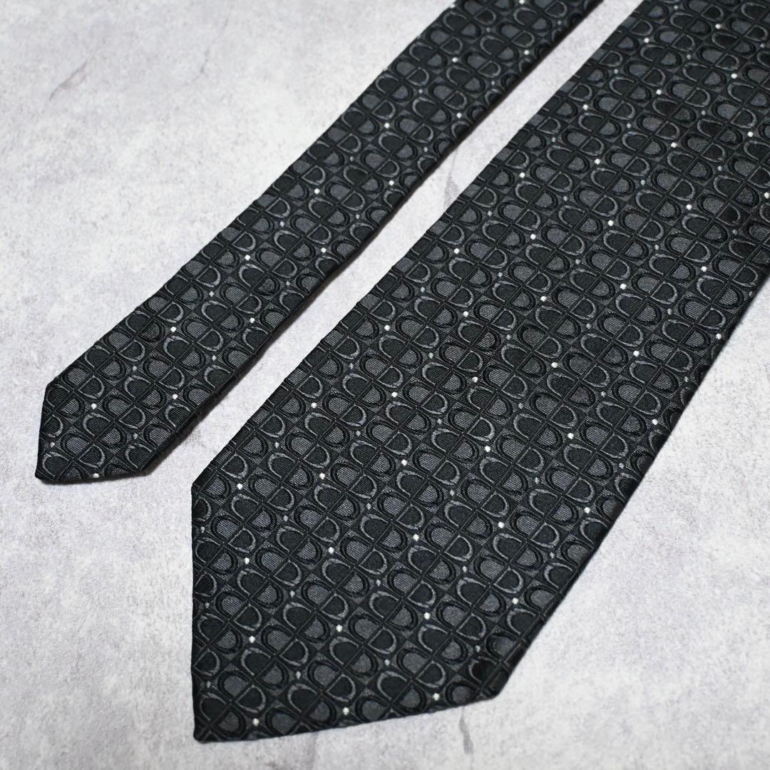 【極美品】Dior 総柄 全面ロゴ柄 CD ブラック ネクタイ