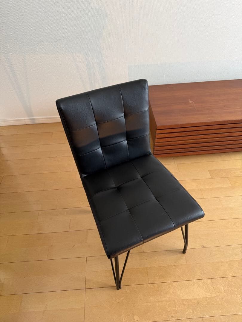 は*い様 [美品] 黒いダイニングチェア 2脚セット