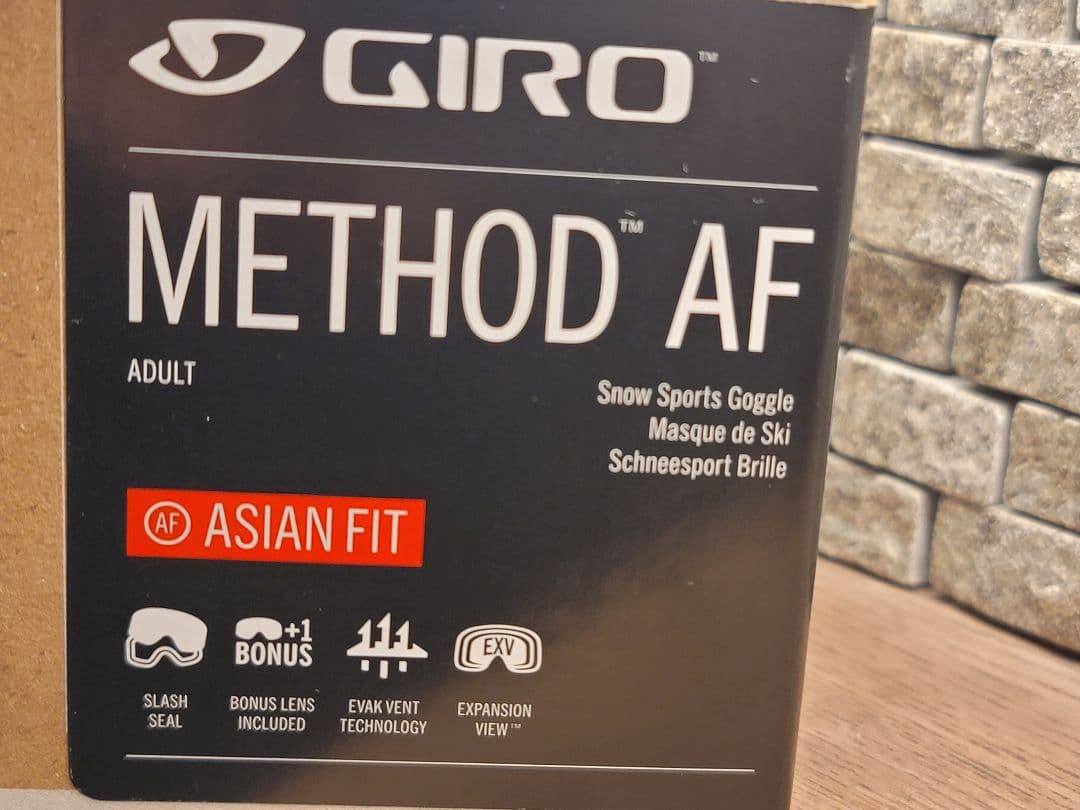 GIRO METHOD アジアンフィット スペアレンズ付き