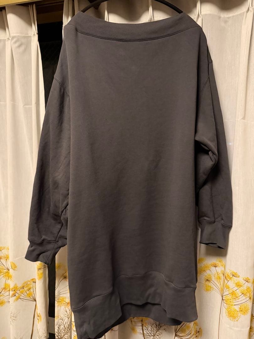 BABYLONE グレー トレーナー Fサイズ