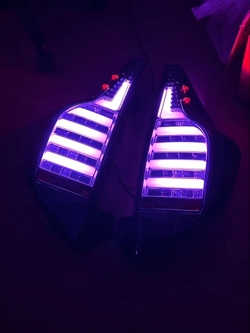 アクア　テールランプ　ワンオフ　クリスタルアイ