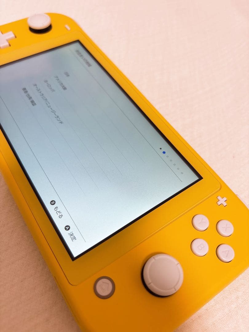 Nintendo Switch Lite イエロー 本体（箱無し）