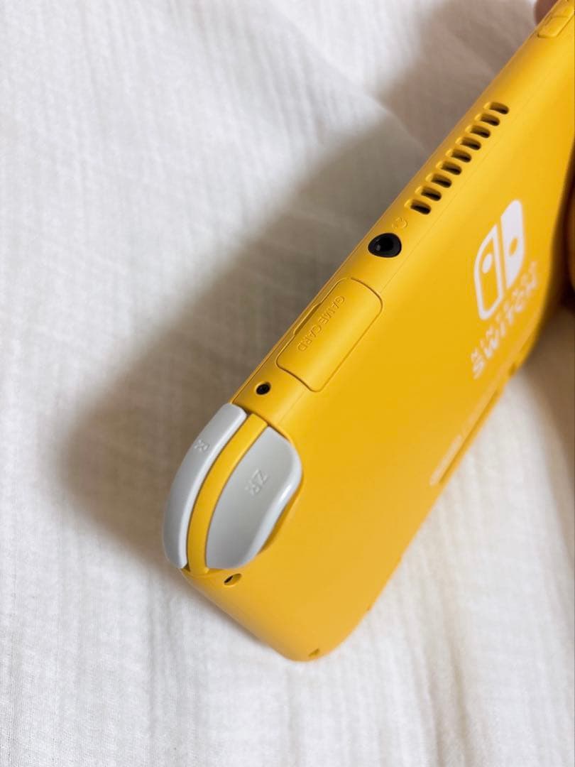 Nintendo Switch Lite イエロー 本体（箱無し）