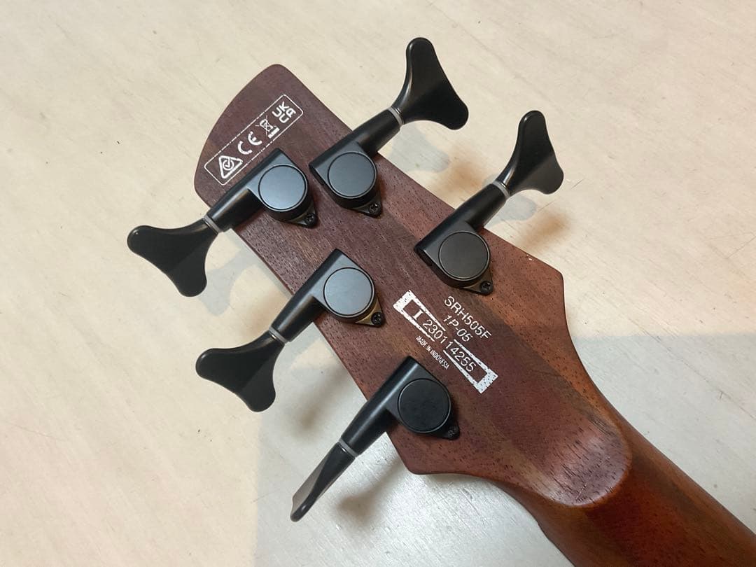 5弦フレットレス エレキベース Ibanez/SRH505F NNF