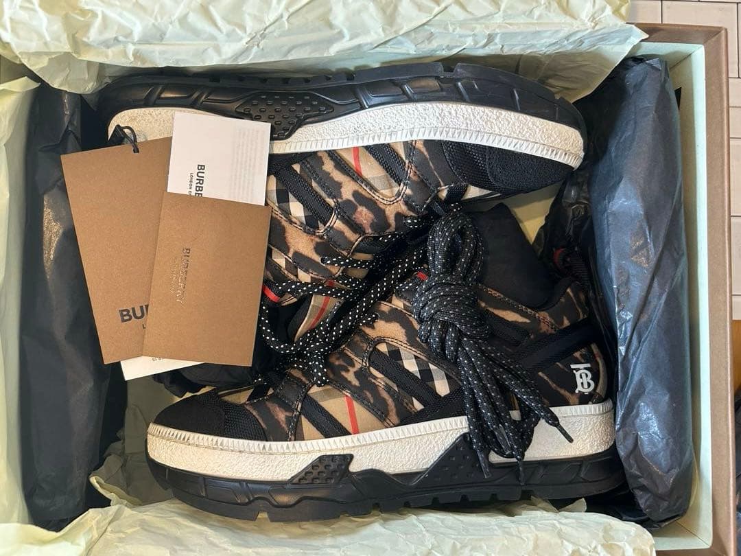 BURBERRY バーバリー　TBロゴ レオパード　スニーカー　メンズ