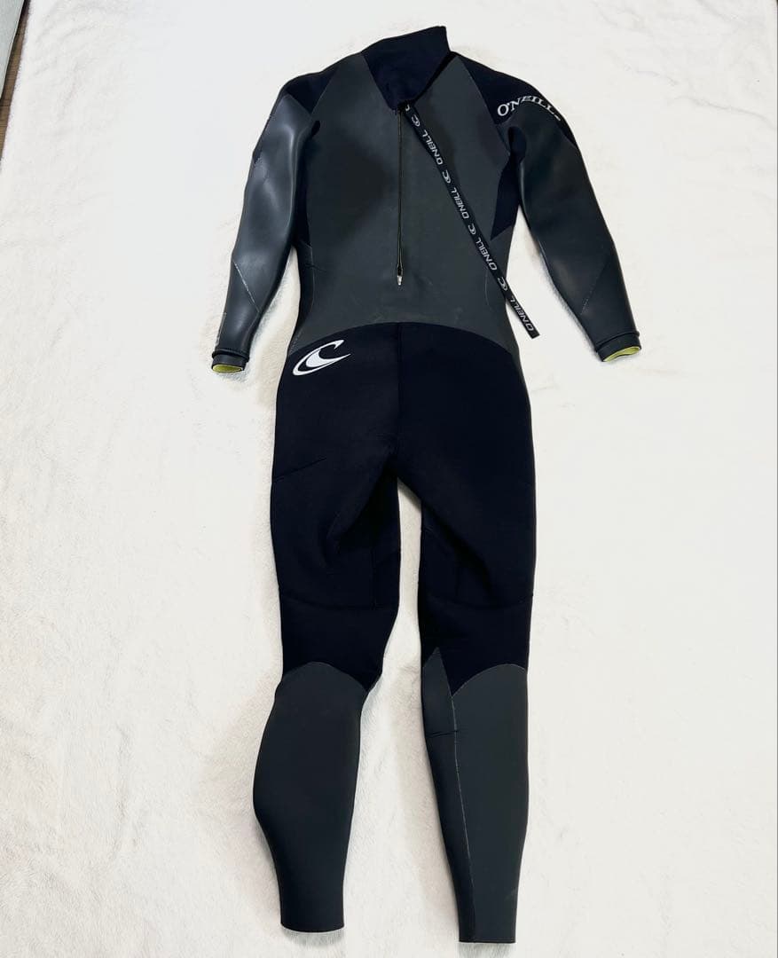 ONEILL SUPERFREAK セミドライ　5x3mm