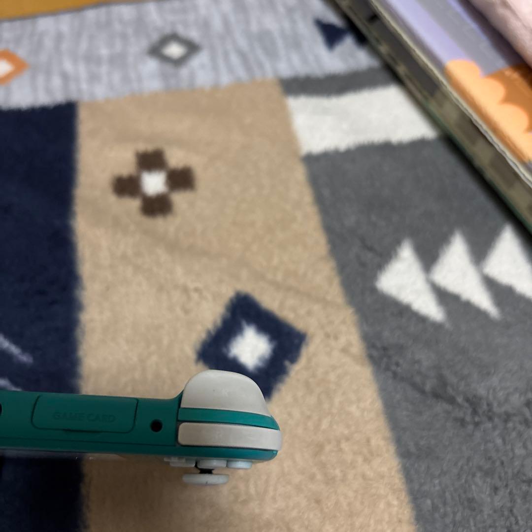 Nintendo Switch Liteターコイズとどうぶつの森、真女神転生V