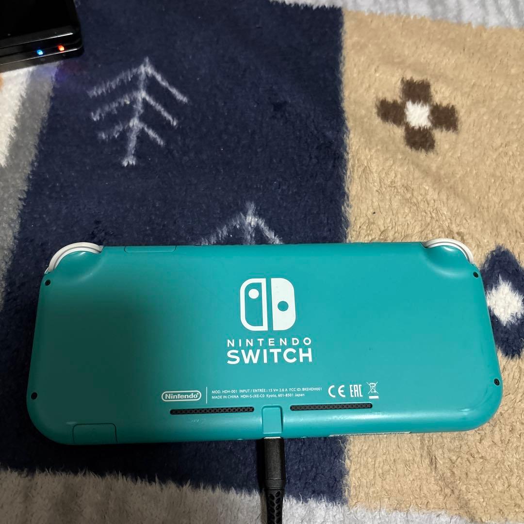 Nintendo Switch Liteターコイズとどうぶつの森、真女神転生V