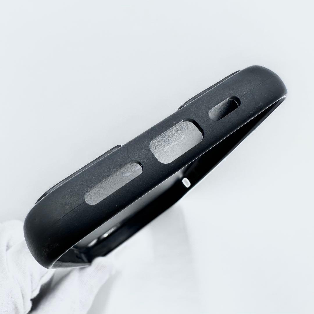 プラダ iPhone14ケース 1ZH162 三角プレート サフィアーノレザー黒