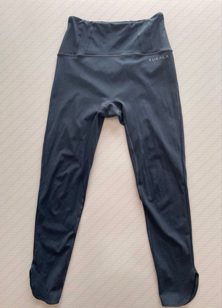 【SUKALA】デニムクロスタンクトップ〈L〉＆レギンス〈M〉