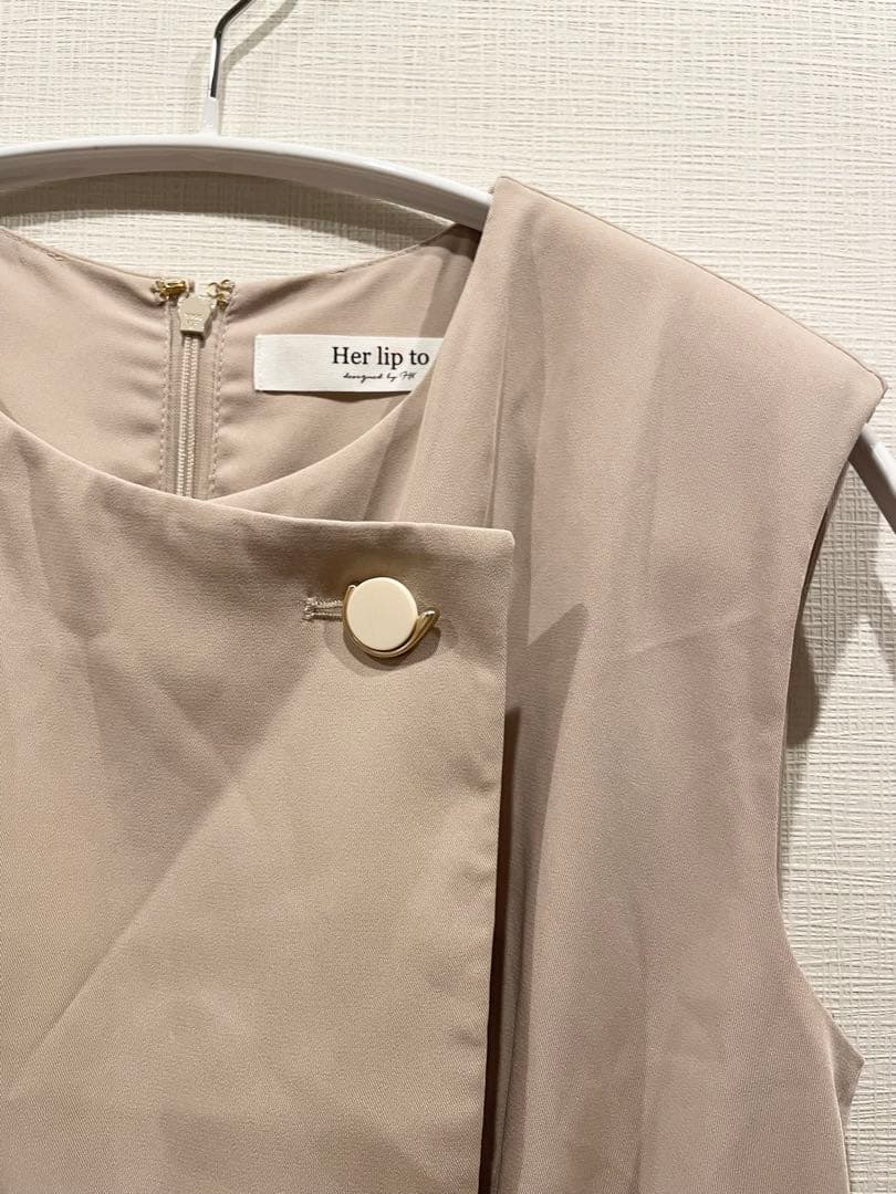 サロペット・オーバーオール・オールインワン Herlipto Two-Way Collar Jumpsuit honey