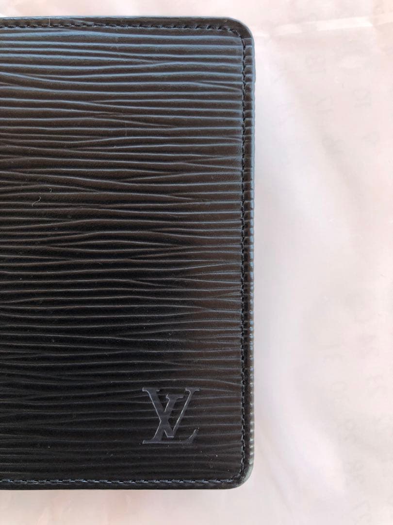 ルイヴィトン メンズ　二つ折り財布