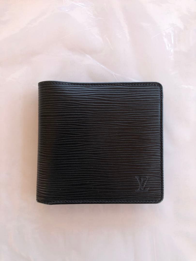 ルイヴィトン メンズ　二つ折り財布