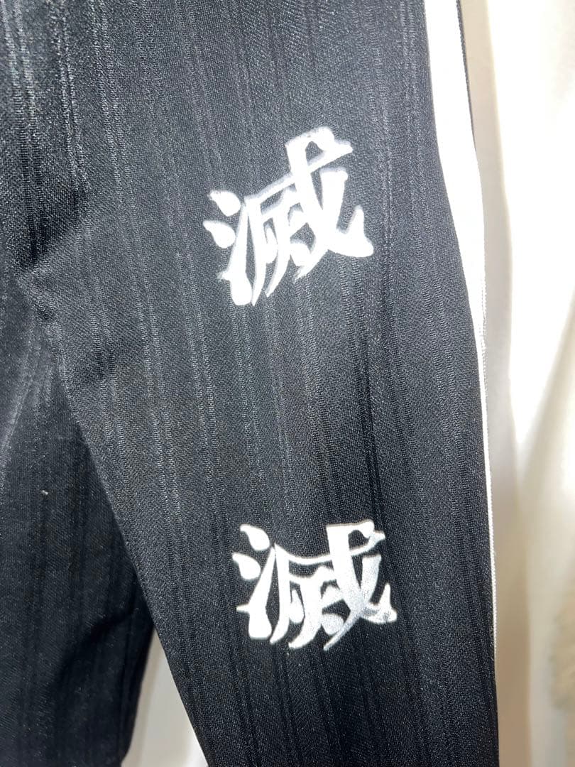 キャラクタープリント ジャージ セットアップ 黒 サブカル 地雷系 雀蜂