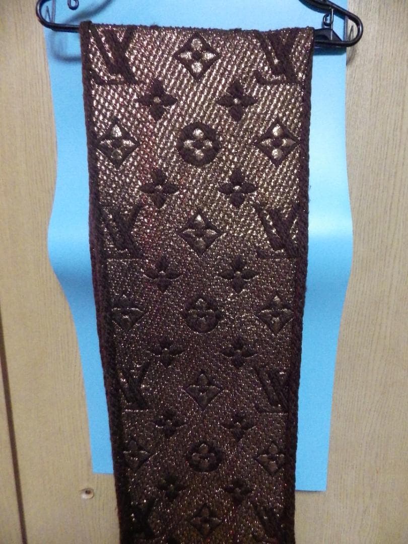 LOUIS VUITTON ブラウン マフラー